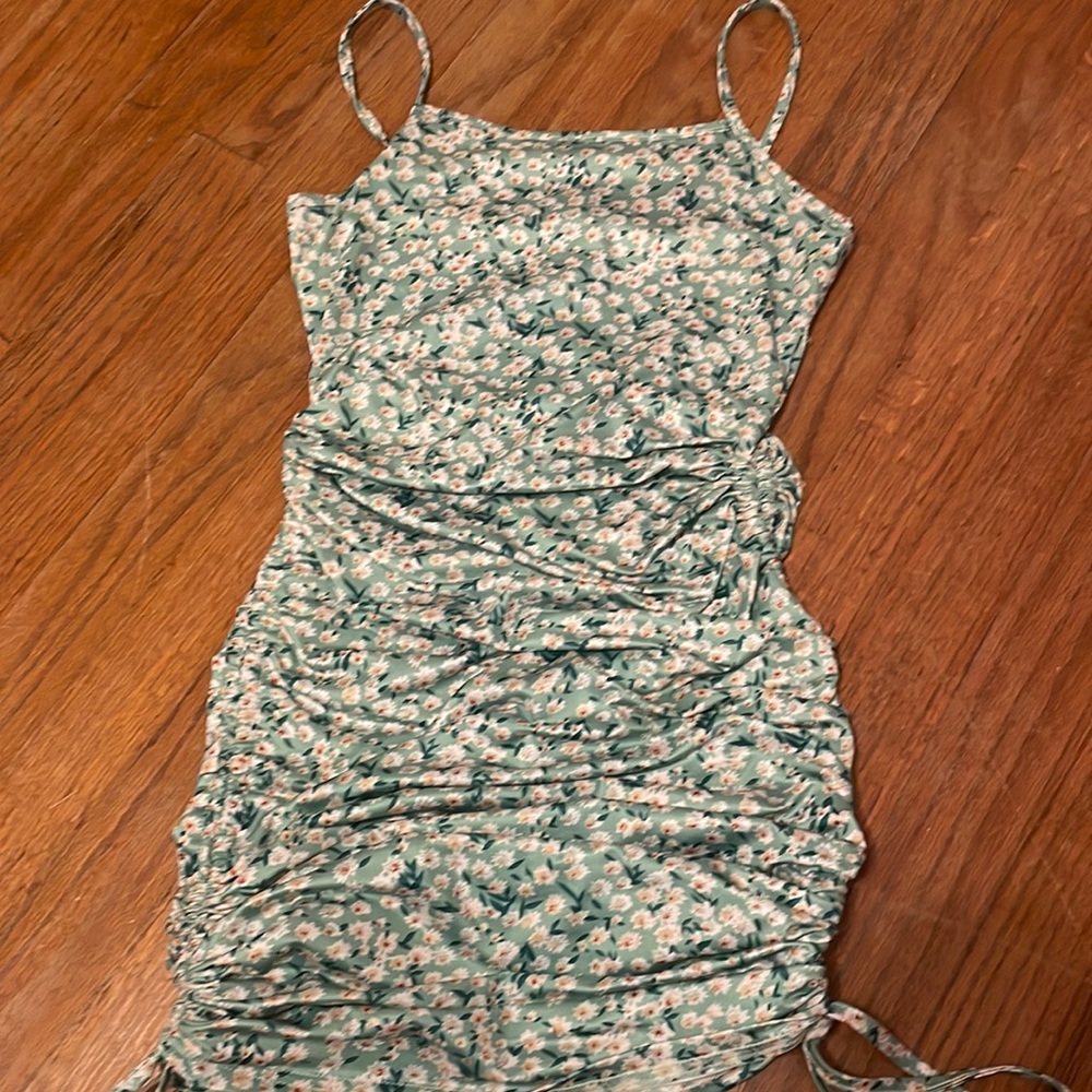 Green flower dress from shein. Adjustable bottom.